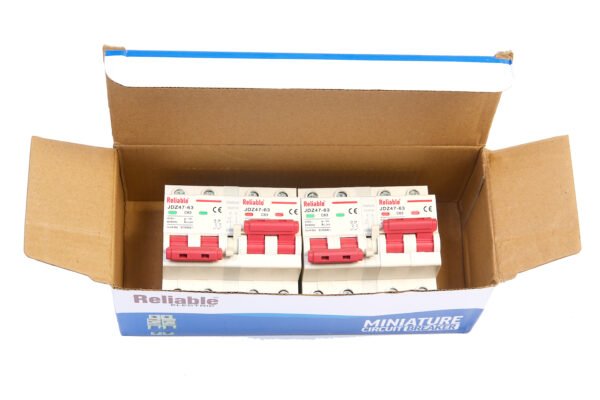 2P+2P MTS Interlocking 63A Reliable, Dual Power Manual Transfer switch, 2P 63A AC Chnage Over Breaker Type, Isolating Switch, By Reliable Electric - Image 3